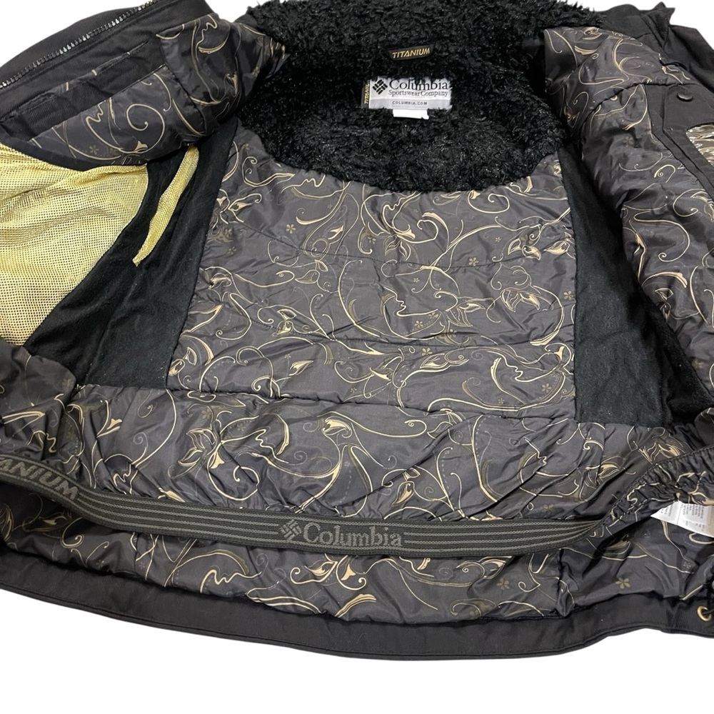 Columbia Titanium Omni-Tech Black Ski Jacket Coat Embroidered Detail Women’s - Picture 7 of 12